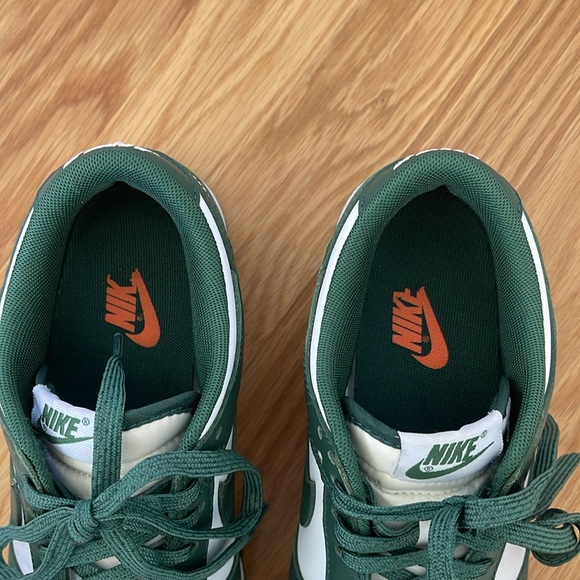 Nike Michigan State Dunk Low - Picture 4 of 5